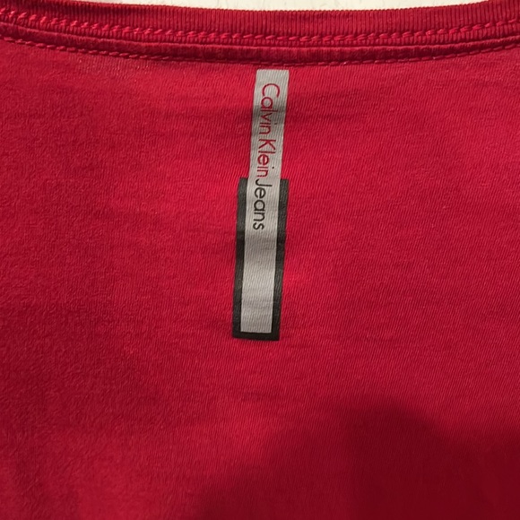 Large Maroon Calvin Klein V-Neck - Picture 5 of 6